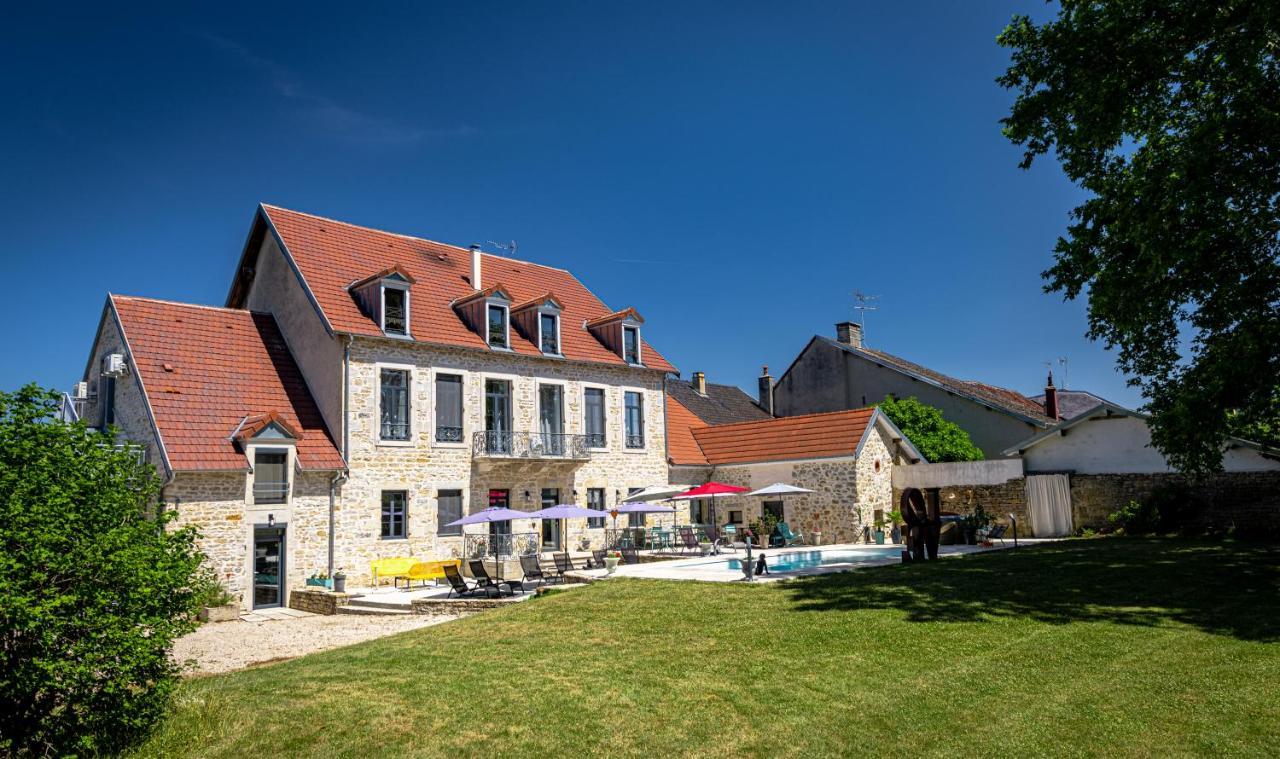 Le 49 Côté Parc&SPA Domblans Esterno foto
