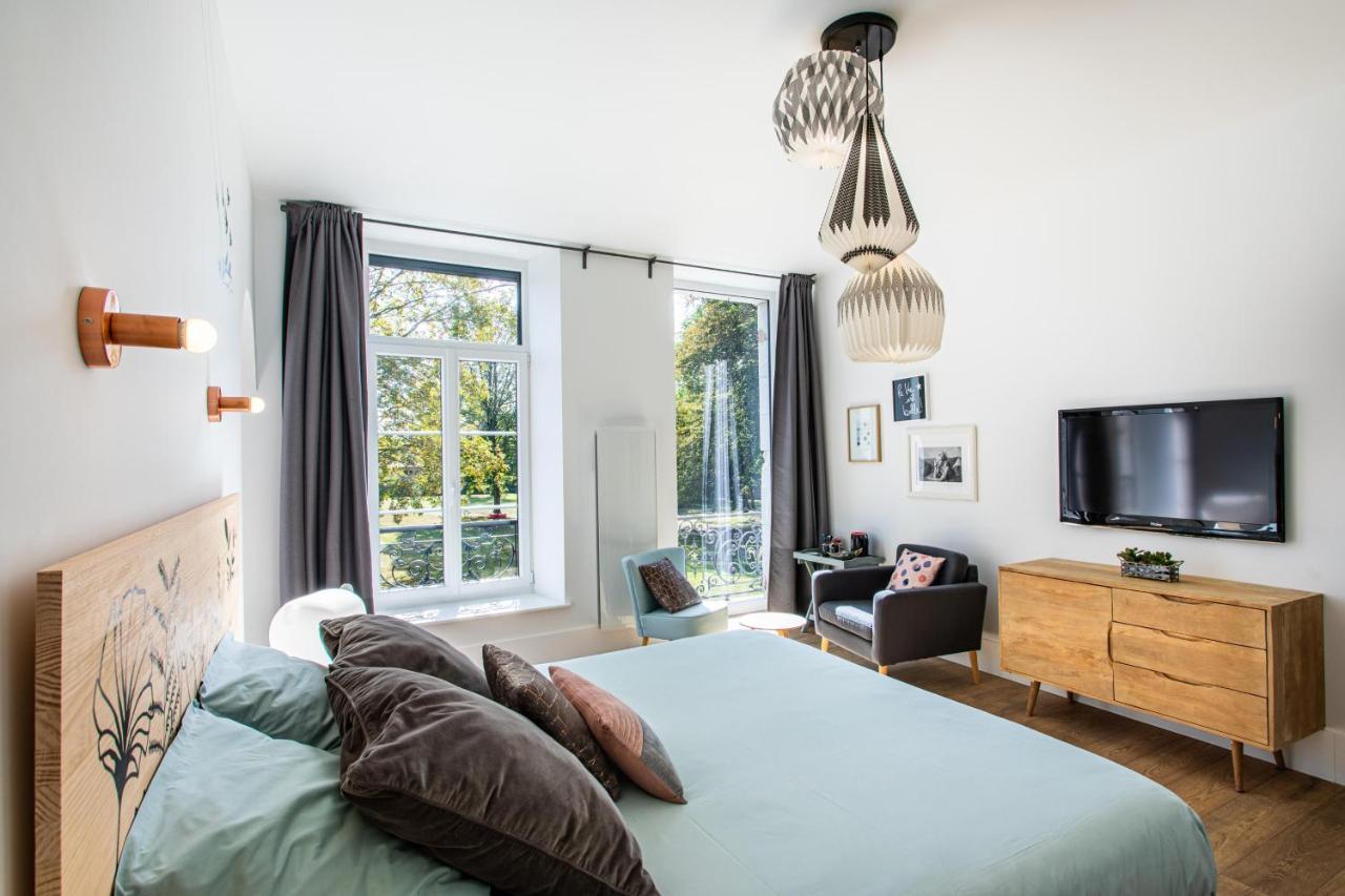 Le 49 Côté Parc&SPA Domblans Esterno foto